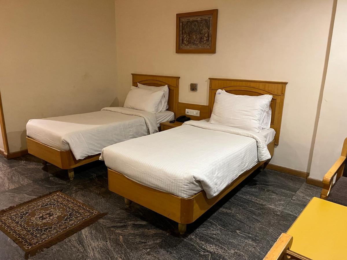 Asr Guesthouse 티루파티 외부 사진